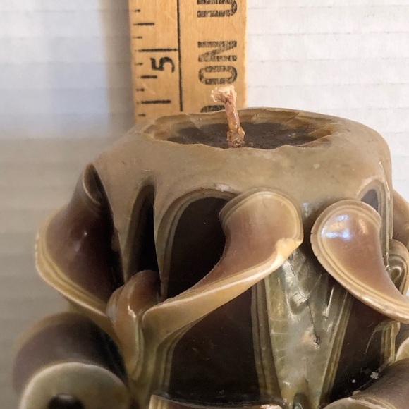 1970s Hand Carved Ribbon Twist Candle - Picture 10 of 11